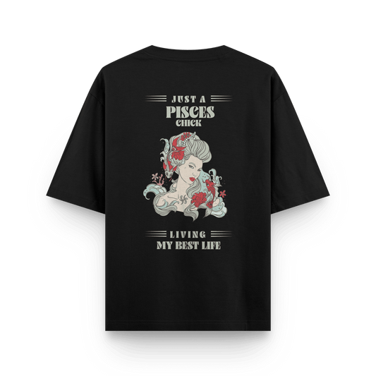 Pisces Chick Oversized T-shirt